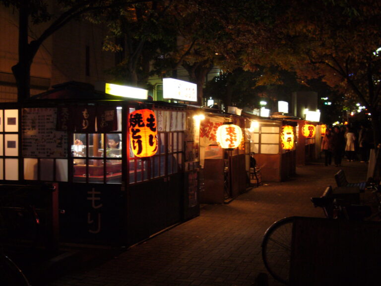 Street Restaurants