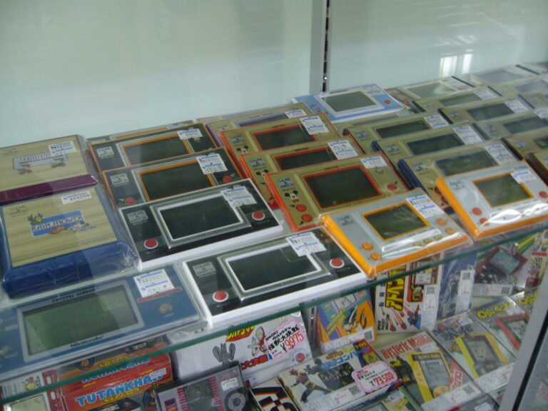 Game & Watch